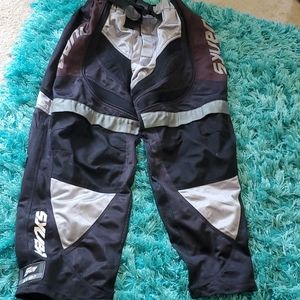 youth sz l syven 501 black roller derby pants
